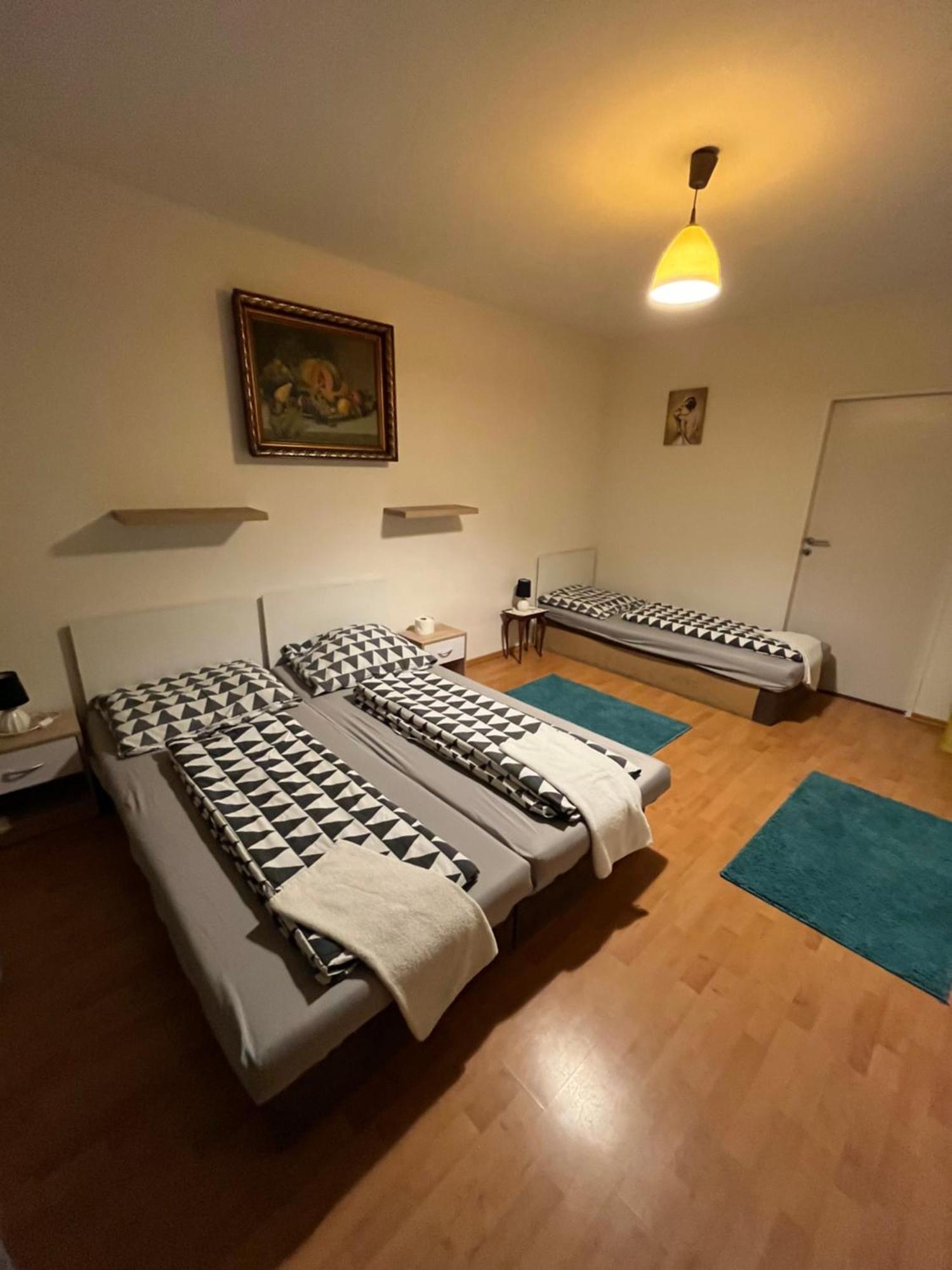 Elisa Aparthotel Komárno Buitenkant foto